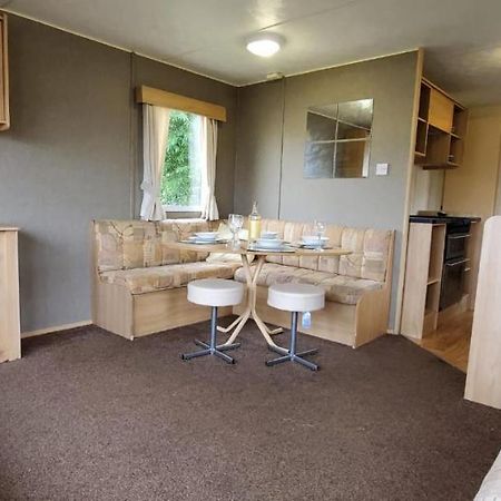 Cosy Caravan In Rhyl North Wales Kültér fotó