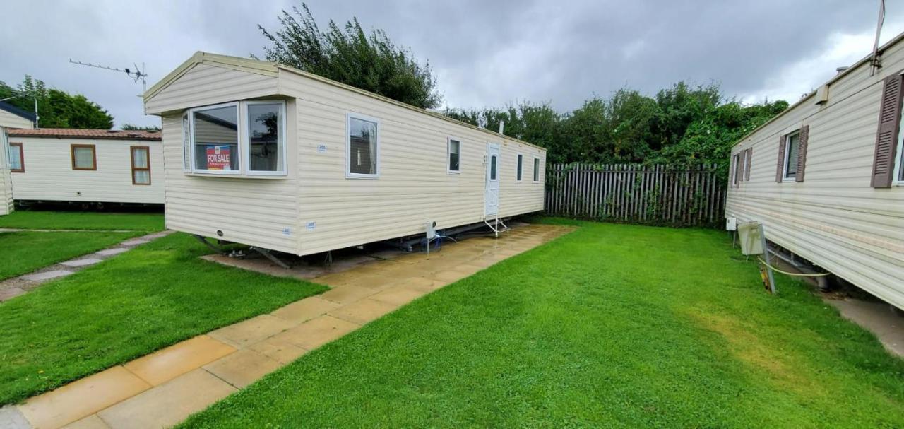 Cosy Caravan In Rhyl North Wales Kültér fotó